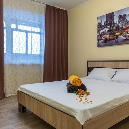 Уютная Квартира Для Семьи На Оболони Apartment Kiev Luaran gambar